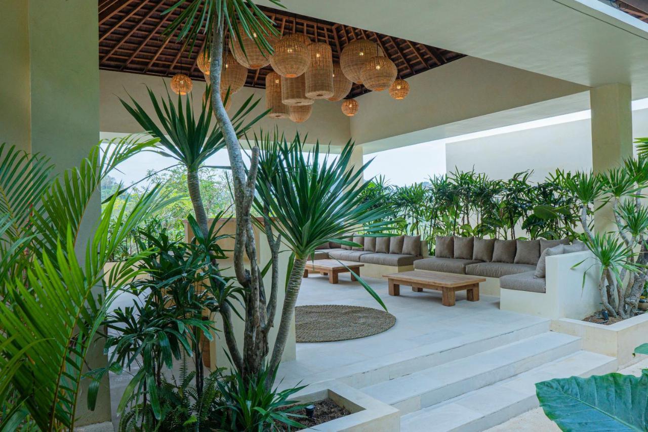 Olea Villas Resort Kuta  エクステリア 写真