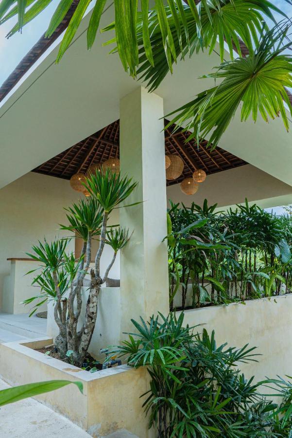 Olea Villas Resort Kuta  エクステリア 写真