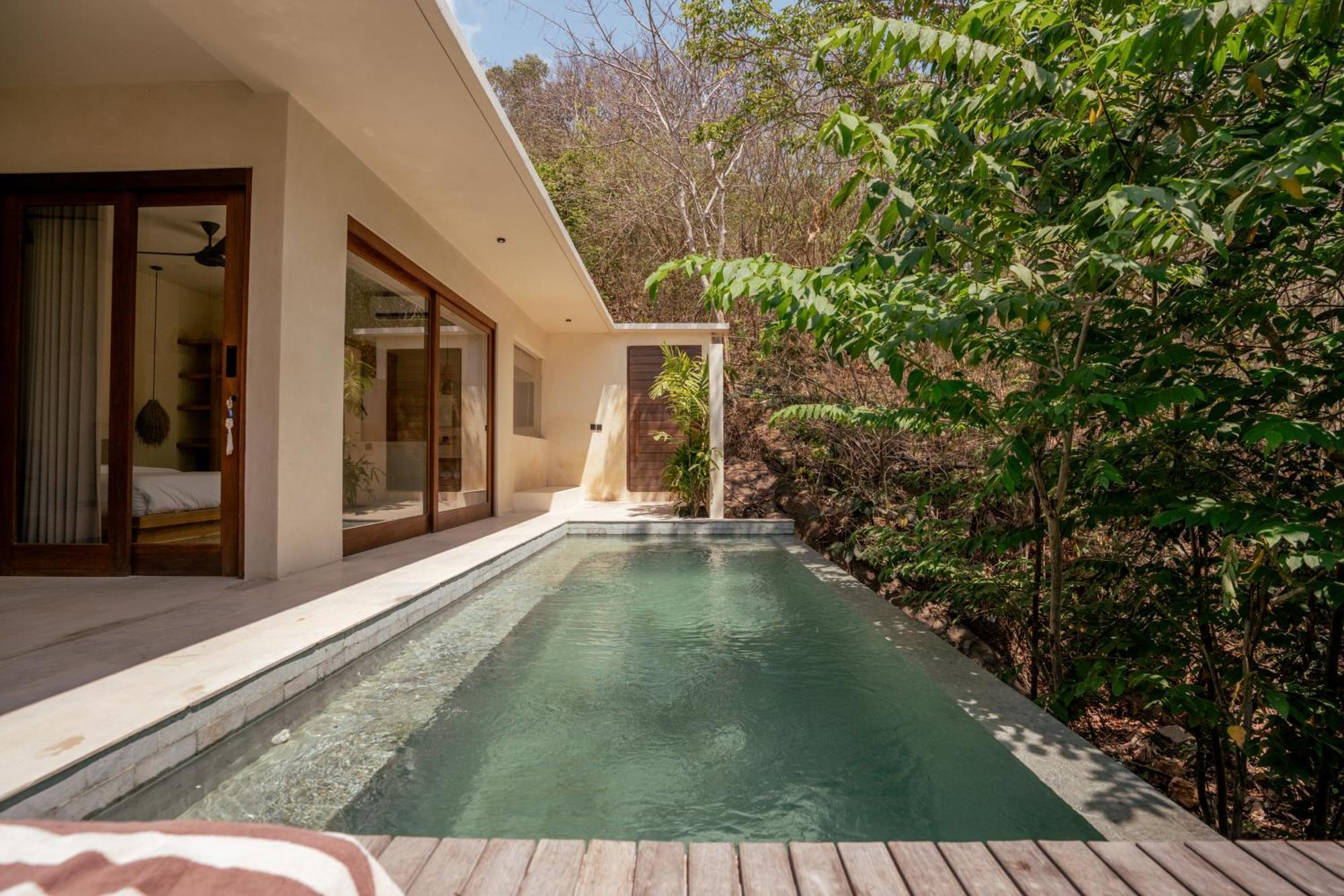Olea Villas Resort Kuta  エクステリア 写真