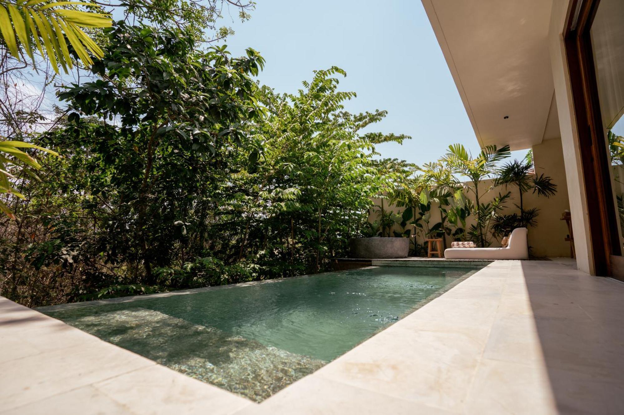 Olea Villas Resort Kuta  エクステリア 写真
