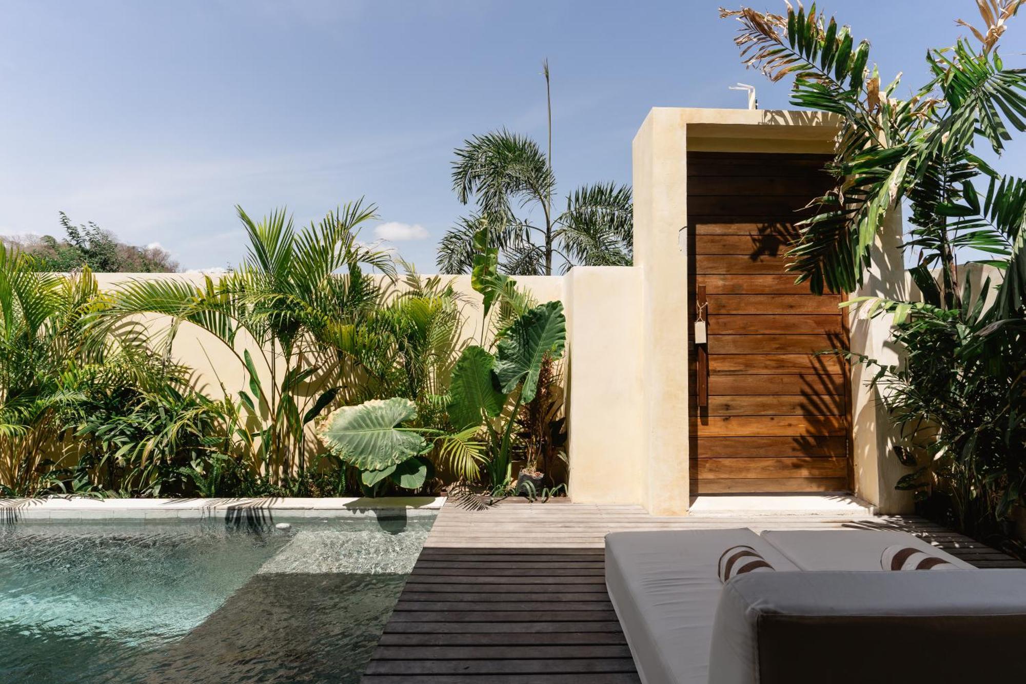 Olea Villas Resort Kuta  エクステリア 写真